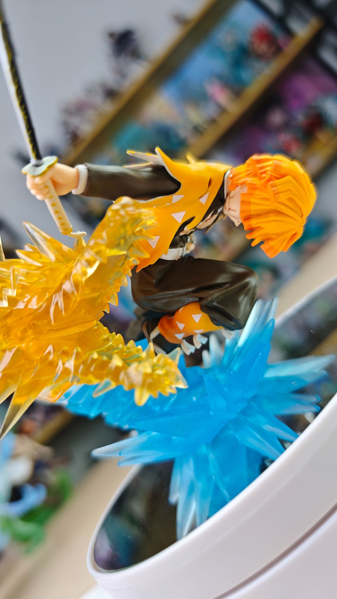Demon Slayer Zenitsu Agatsuma Effect Figure by Banpresto