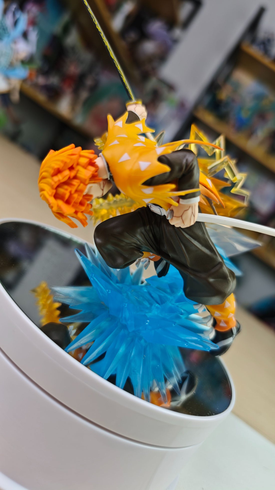 Demon Slayer Zenitsu Agatsuma Effect Figure by Banpresto
