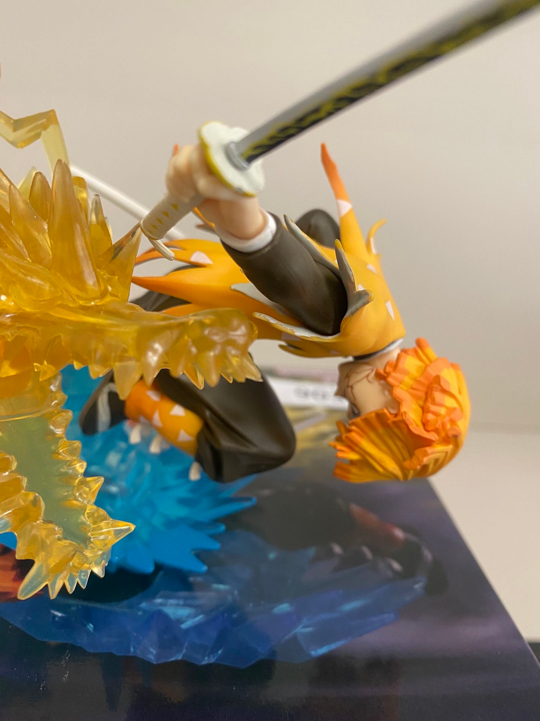 Demon Slayer Zenitsu Agatsuma Effect Figure by Banpresto