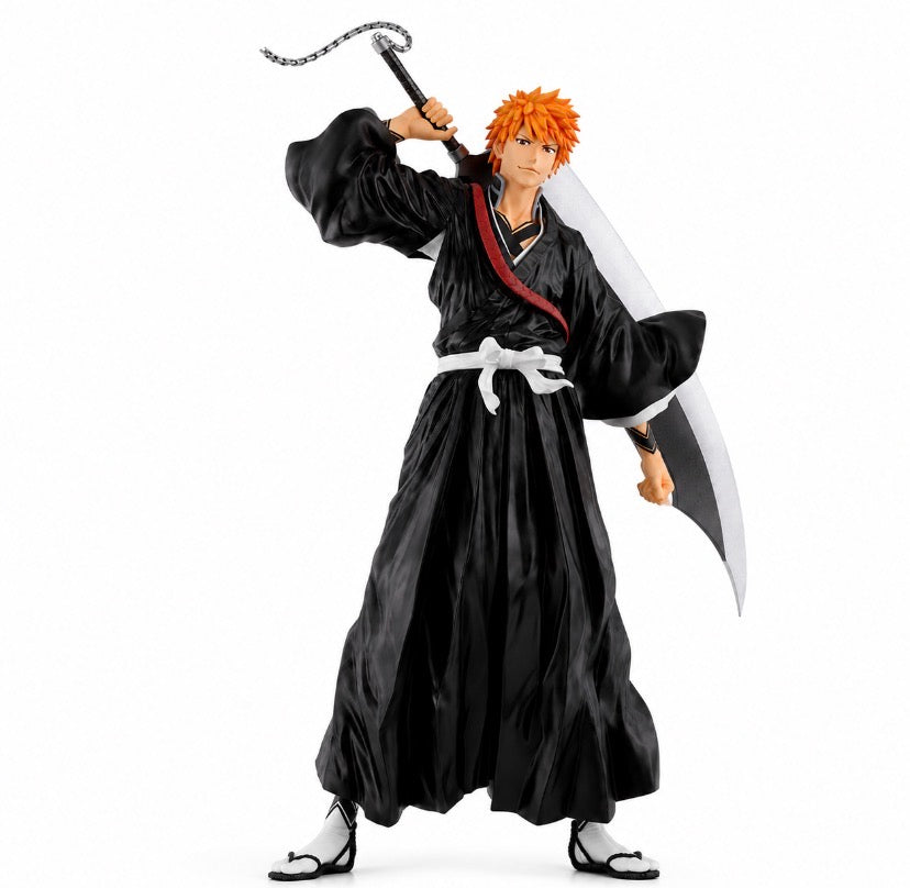 Bleach Grandista Ichigo Kurosaki Banpresto figure angled view with Zangetsu sword and black Shinigami robes